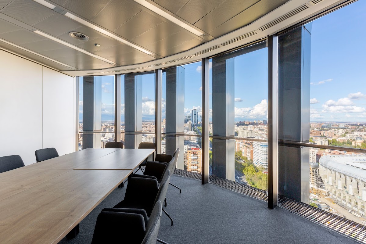 Imagen de First workplaces: oficinas y espacios de coworking en Torre Europa